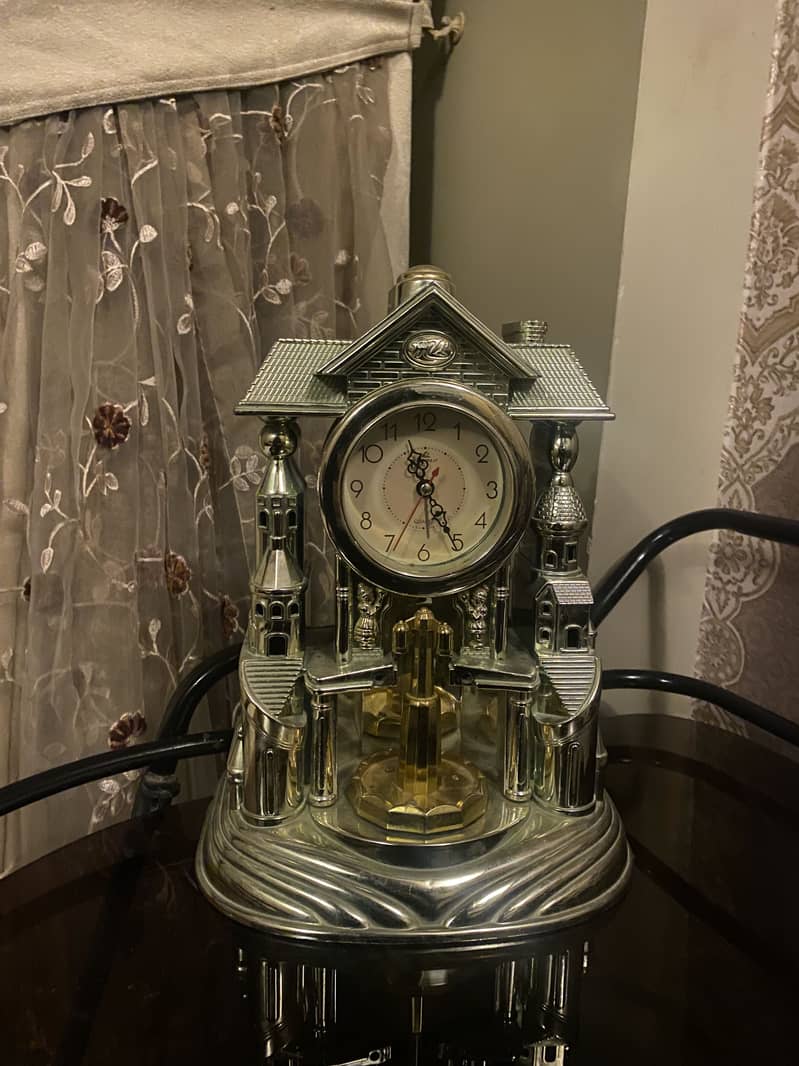 side table clock 0