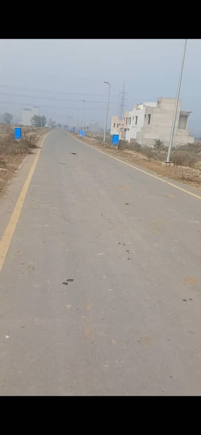 Open Form 5 Marla plot for sale on investor Rate on cash deal