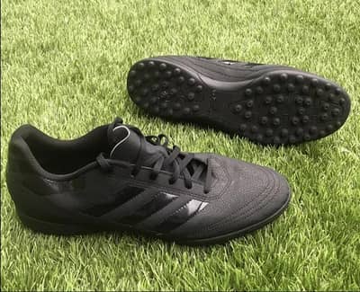 Adidas Soccer Shoe, UK 7.5#