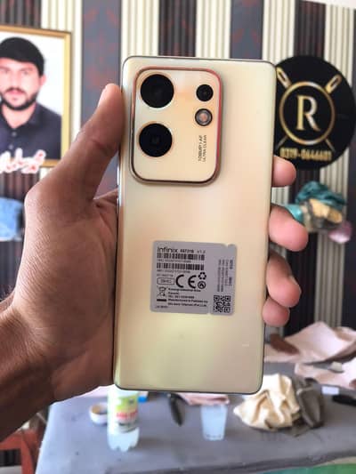 mobile opan roper ke garnti ha age screen ha box  or charging ha sht