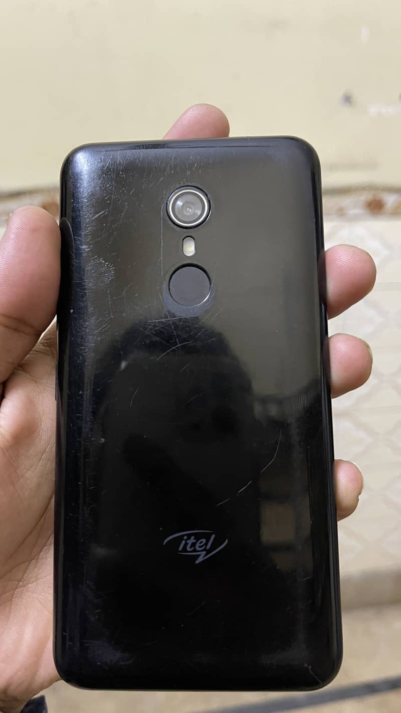 itel A33 6