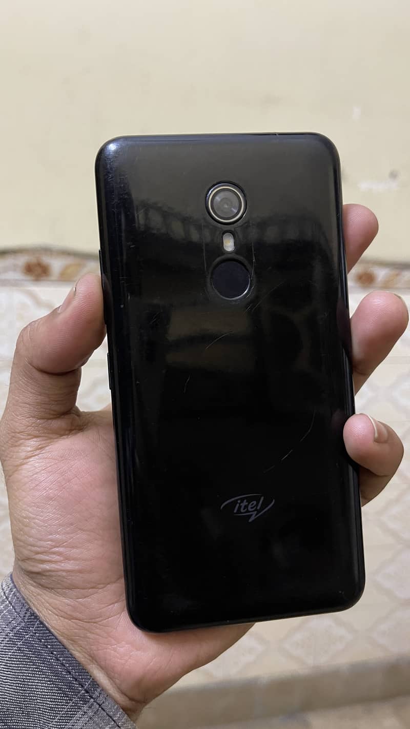 itel A33 7
