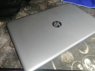 HP Pavilion i5 7th generation NVIDIA 940mx 2gb / GTA 5 laptop