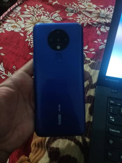 Tecno spark 6 4/64