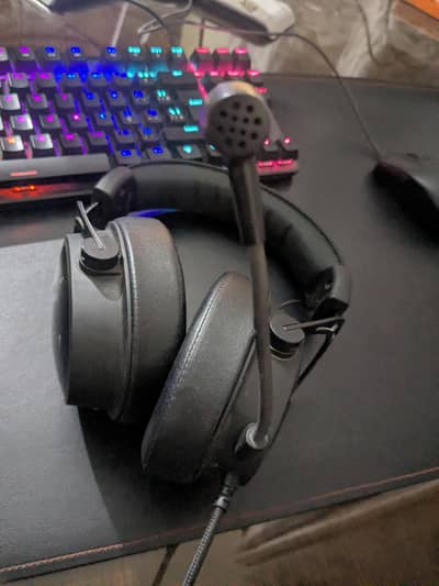 Hyper x cloud alpha S /  desk mat