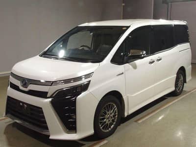 Toyota Voxy ZS Top of the line