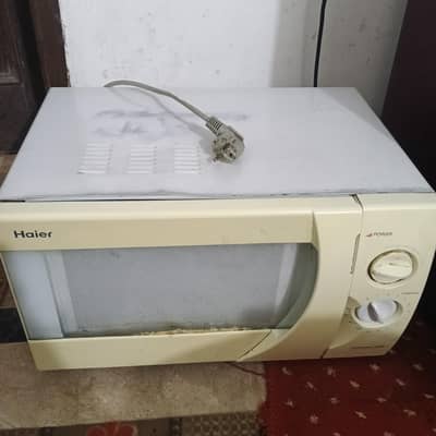 microwave oven