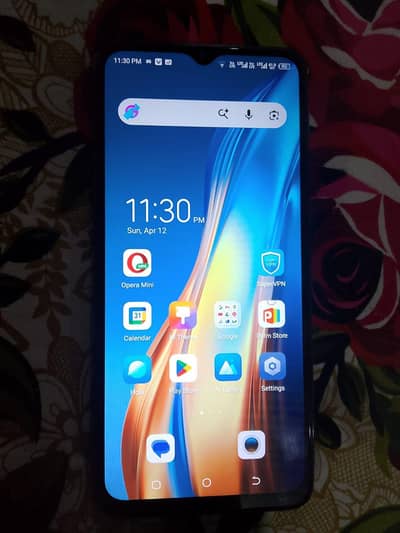 Tecno Spark 10c & 4/4=128