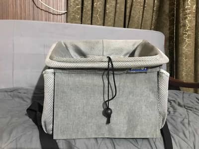 Cat carrier impored from uk