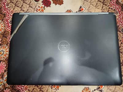 Dell Latitude E5570 ( Read  The  Description)