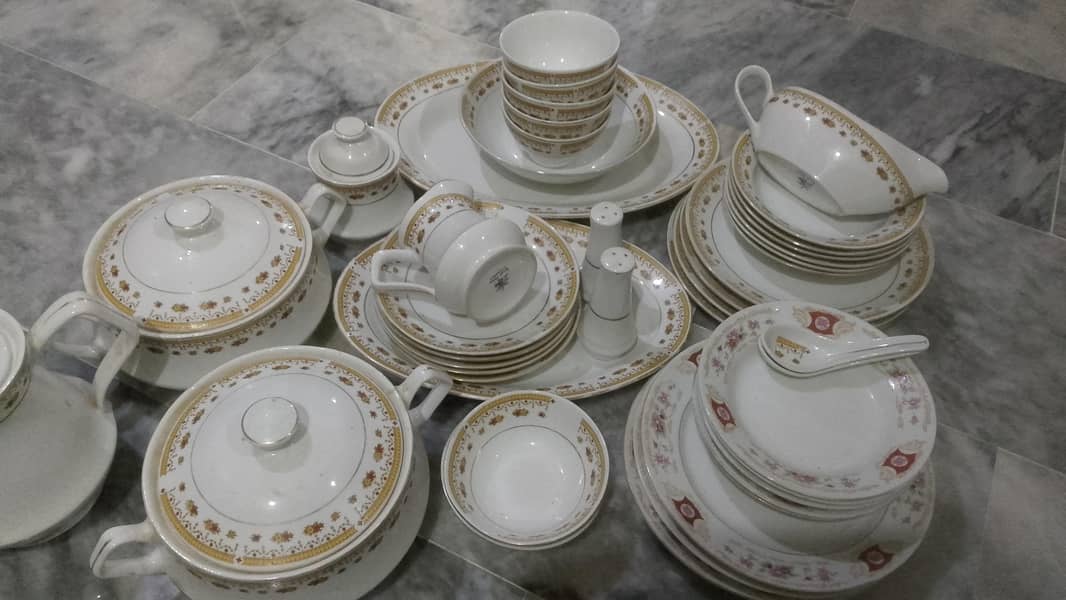 Dinner set 1