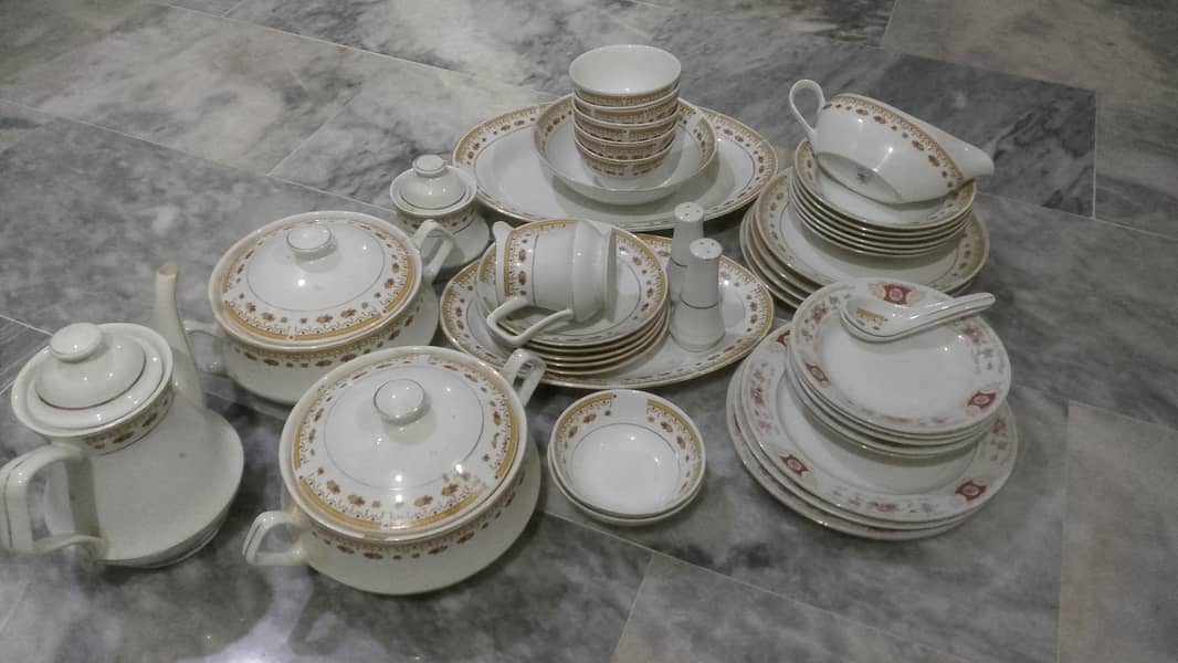 Dinner set 2