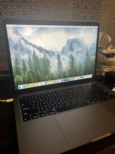 MacBook Pro 13” 2017 Model