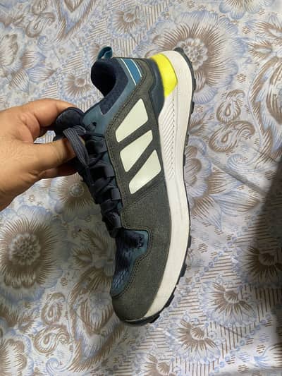 Imported joggers slighlty used for sale