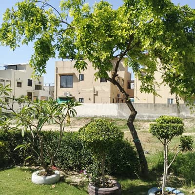 10 Marla plot at hot location for sale