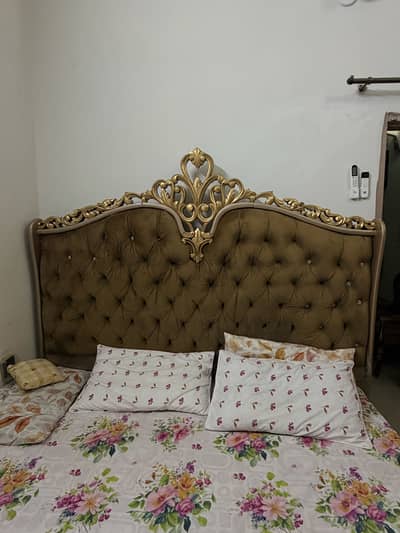 Bed dressing side tables and 2 chairs