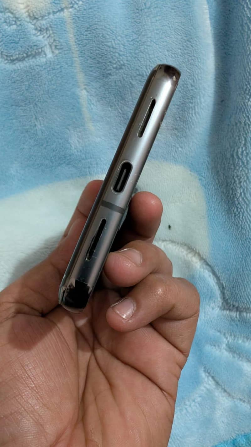 Google pixel 8 pro 1