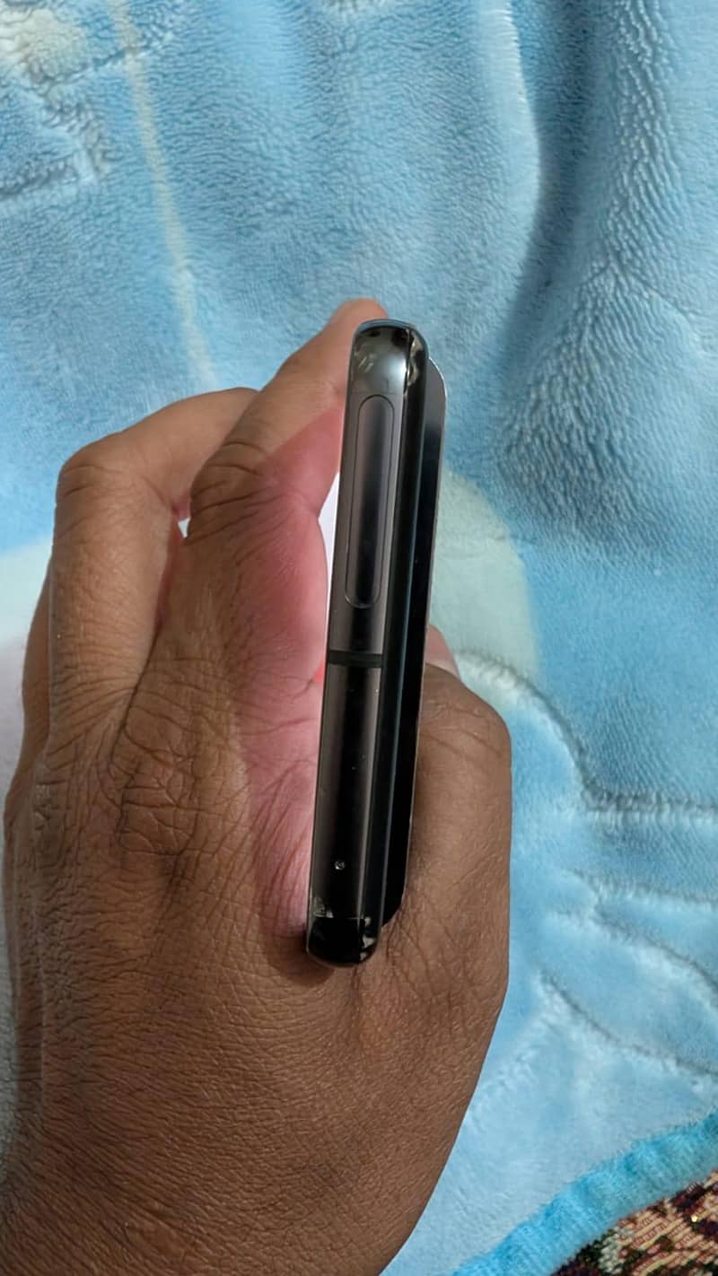 Google pixel 8 pro 2