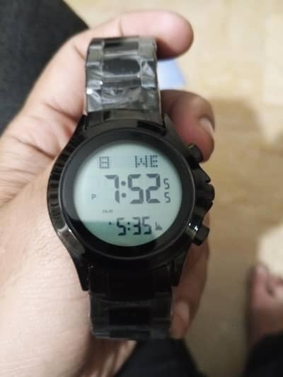 Al Fajar Digital watch Panni