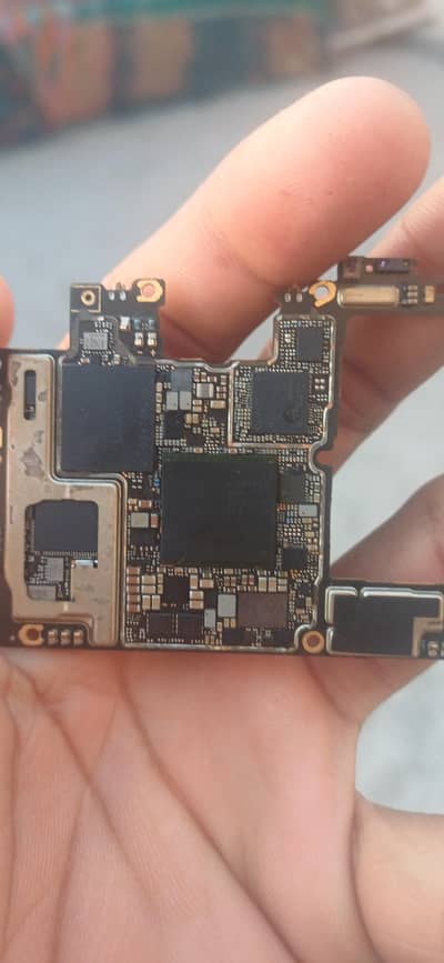 dead bord or phone requaird