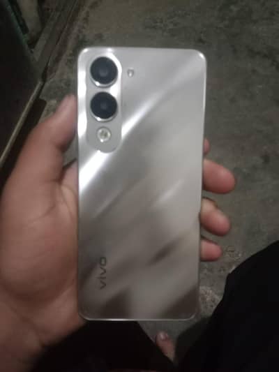 vivo y04  4+4+128