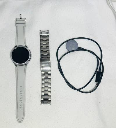Samsung Galaxy Watch6 Classic (SBEB) – Full Set with Extra Metal Stra