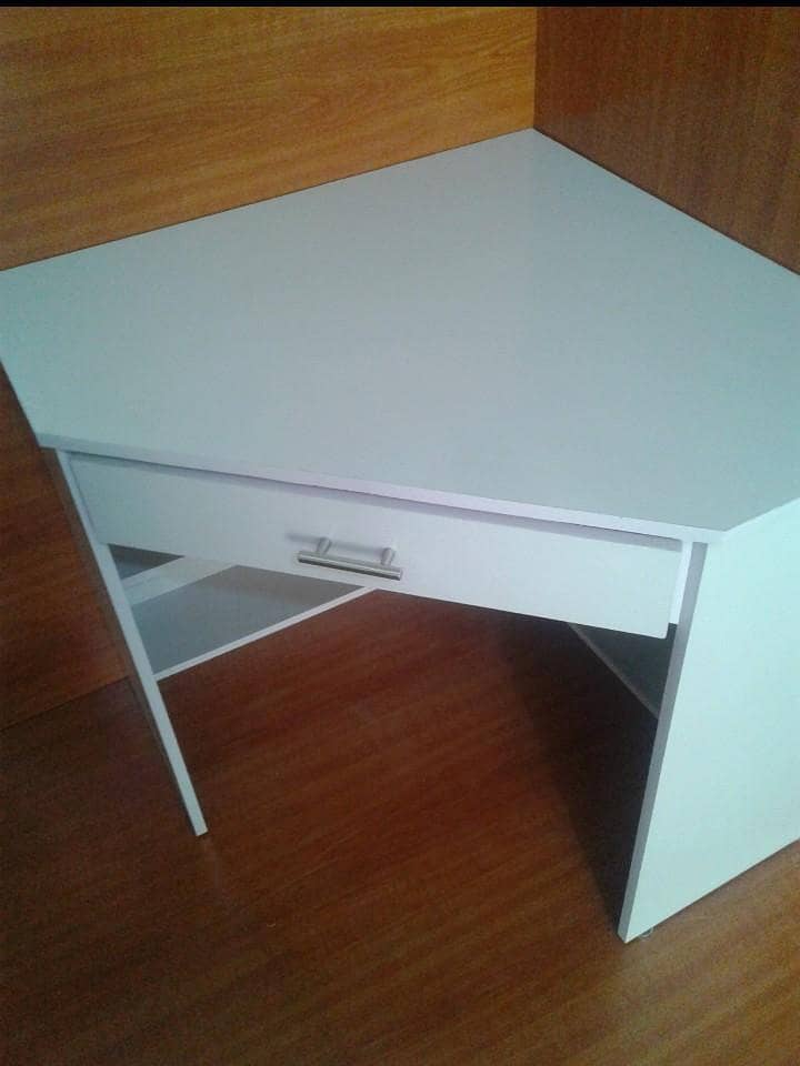 Office Side Table 1