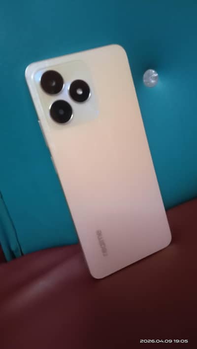 Realme c53