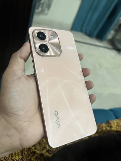 Vivo y28