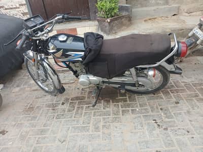 Original condition 2025.                               { 03333161713 }