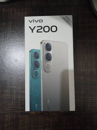 Vivo Y200 8/256 dual official PTA aproved condition like brand new