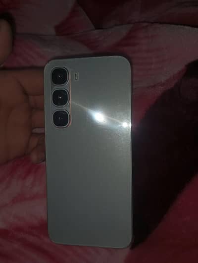 Infinix hot 60 pro    8/128