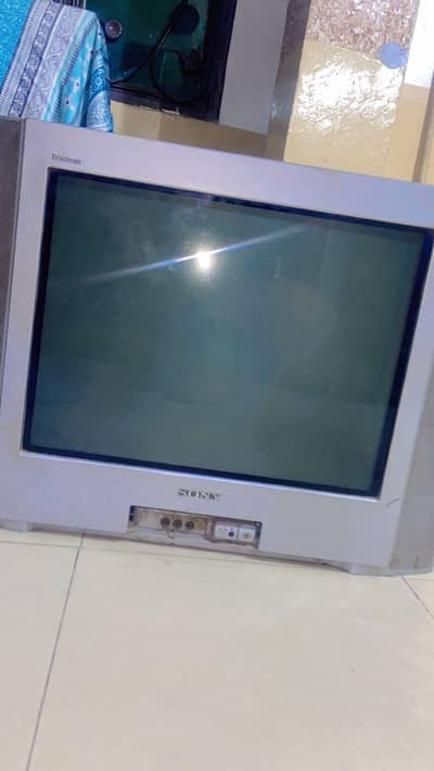 Sony Tv geniune Conditon 10 by 10