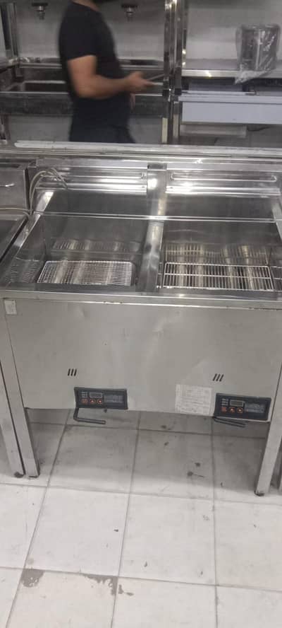 rannai fryer double fresh import 22+22 litter we hve all kind of fryer