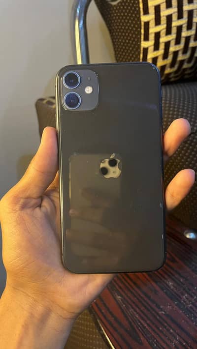 iphone 11 84% original. . . . . . . . . . . . . 12,13,14,15,16,17
