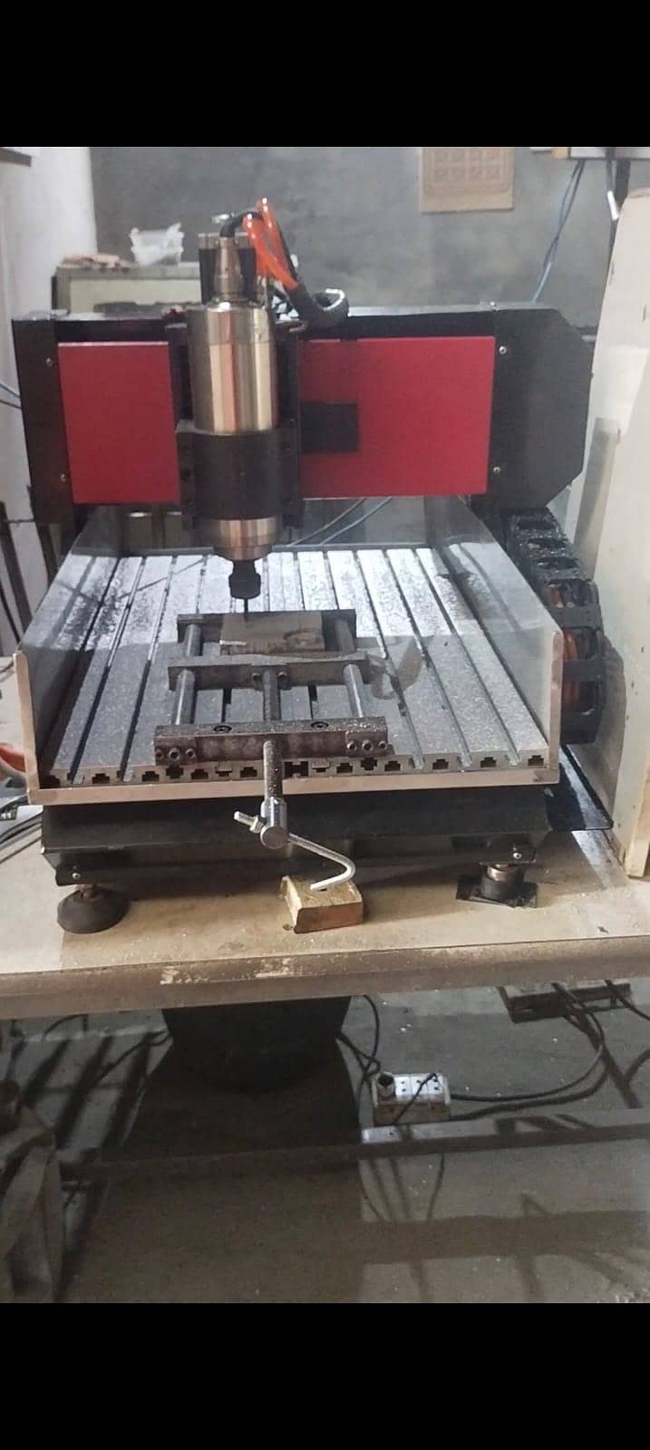 CNC machine 0