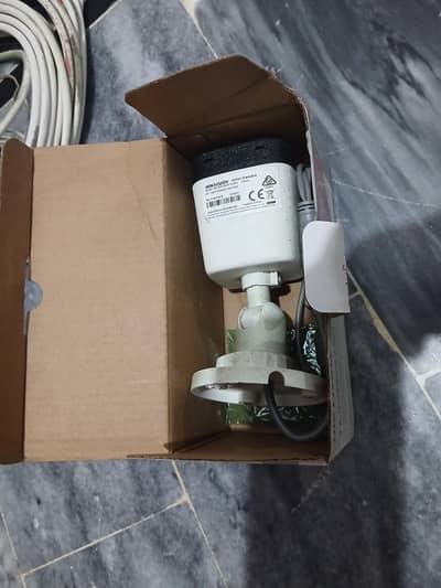 Hikvision DVR 4 Channel with 1 CCT Camera 15 meter wire