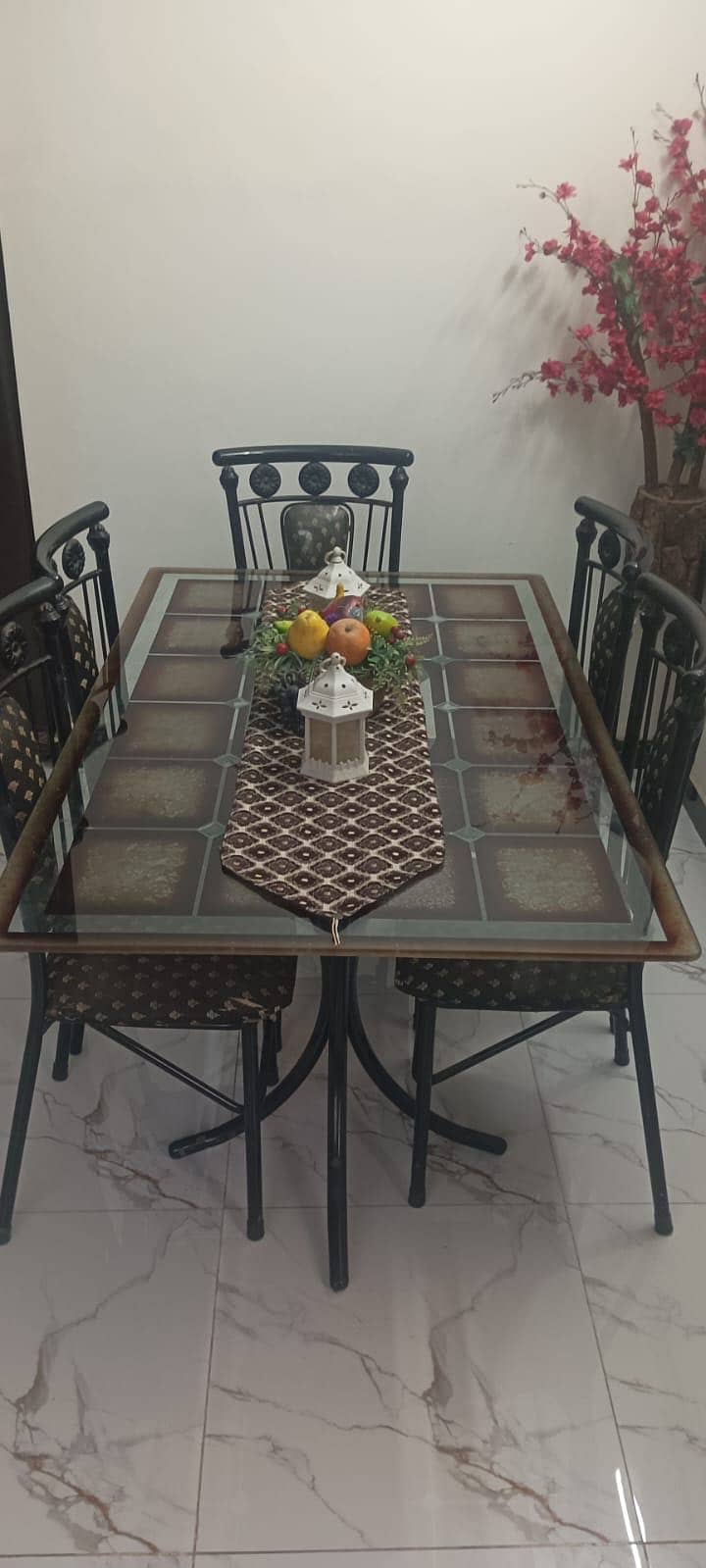 Dining table 3