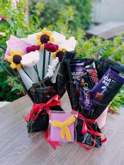Handmade Crochet Flower Bouquets Chocolate Gift Boxes 