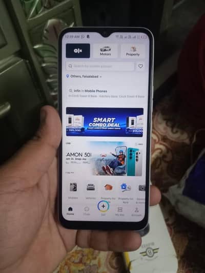 spark 8c 4+2ram 128gb. 03043880862