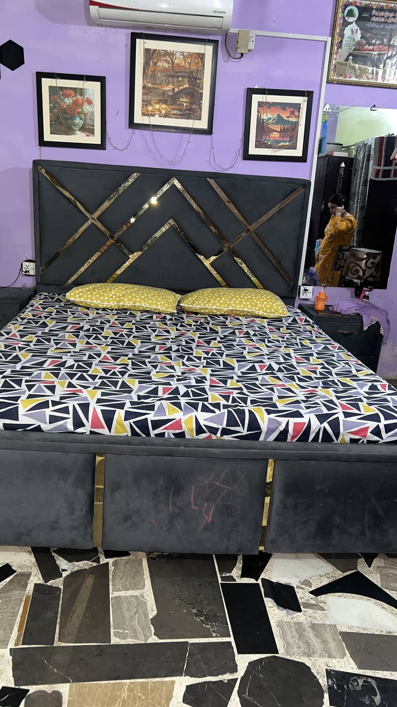 Bed,sofa,dining,Almari,drawer  read must description 0