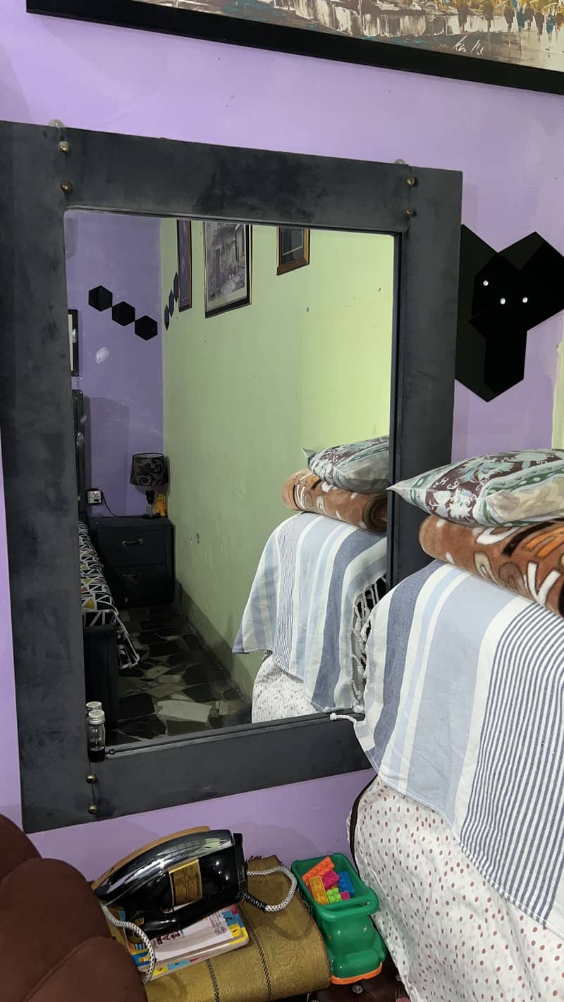 Bed,sofa,dining,Almari,drawer  read must description 7