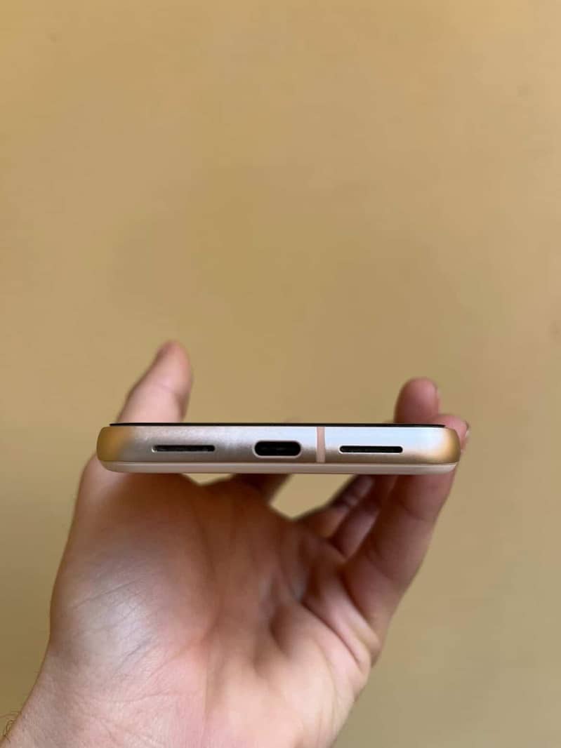 google pixel 8 (approved) 6