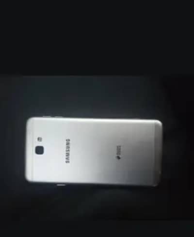 Samsung Galaxiy j7 prime