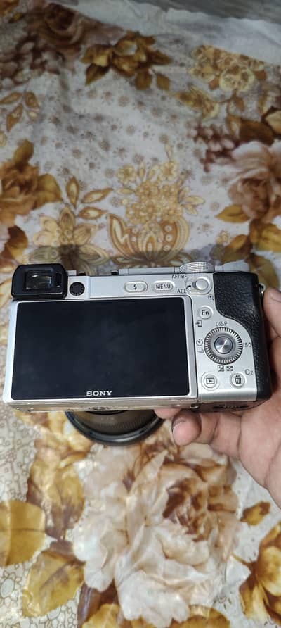 sony 6400 !