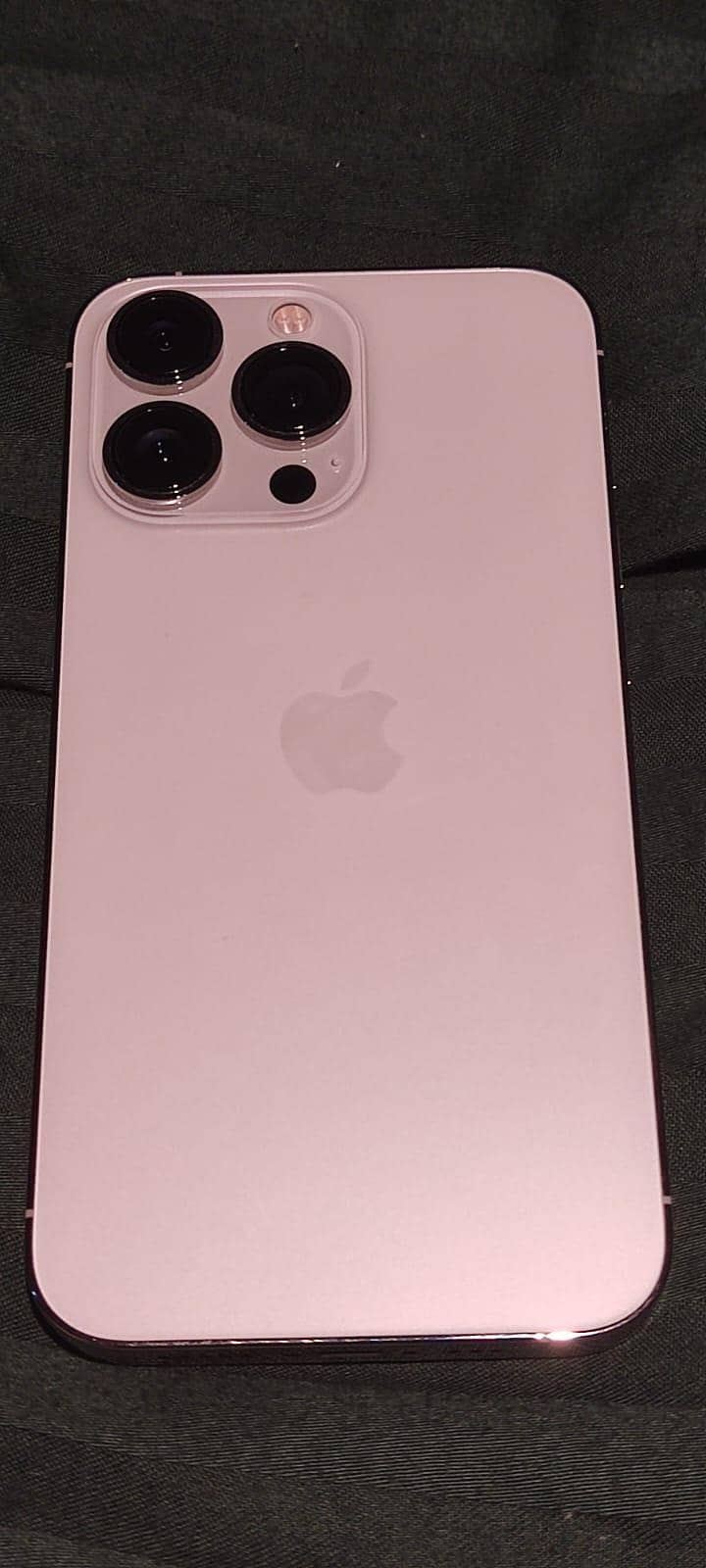 Apple iPhone 13 Pro 1