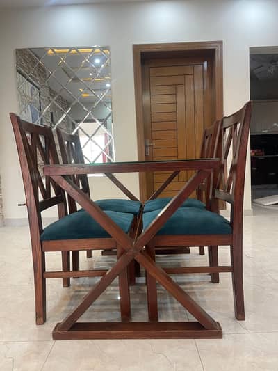 4 chair Dining table