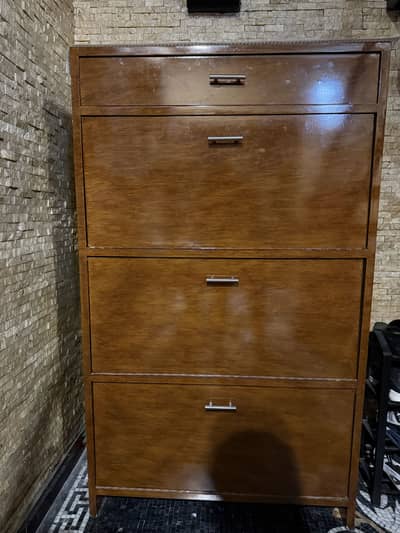 Shoe rack brown colour