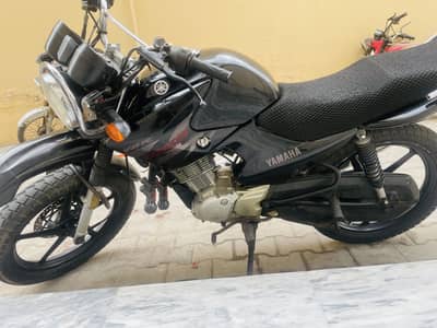 YBR 125 16 model For sale