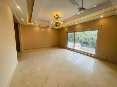 Brand new upper portion unfurnished for Pakistani and foreigners.